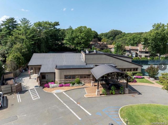 302 Vista Drive, Jericho, NY 11753