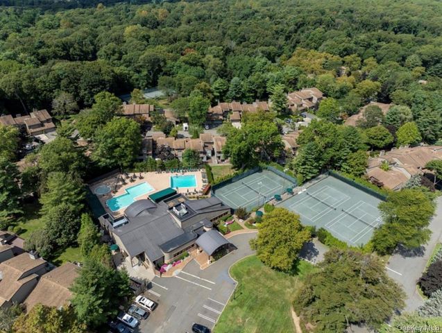 302 Vista Drive, Jericho, NY 11753