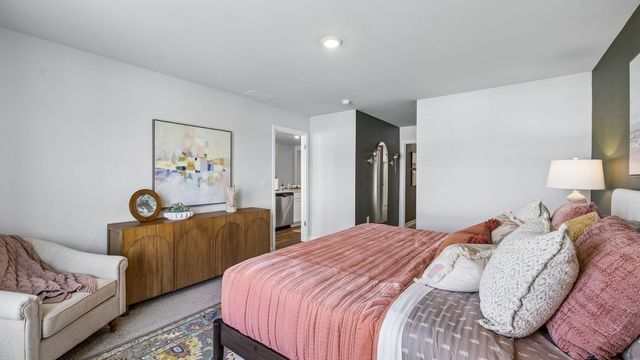 5018 Strawberry Place, White House, TN 37188