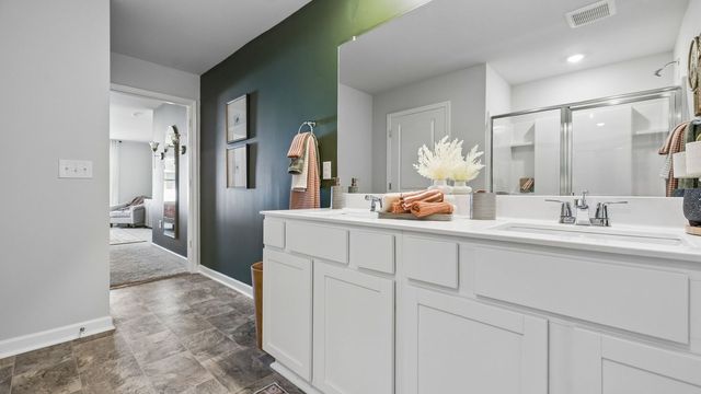5018 Strawberry Place, White House, TN 37188