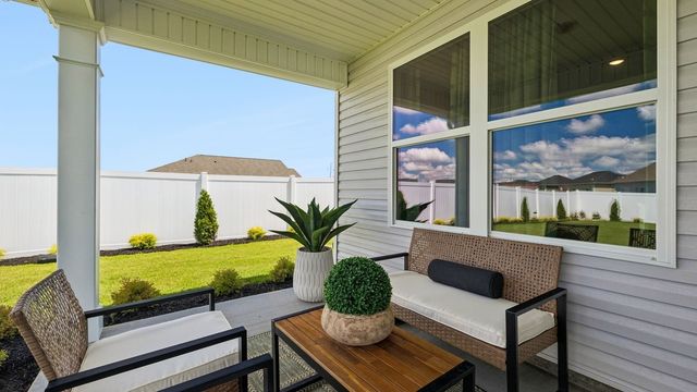 5018 Strawberry Place, White House, TN 37188