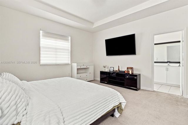 3419 W 109th Place, Hialeah, FL 33018