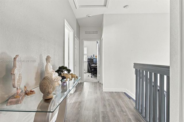 3419 W 109th Place, Hialeah, FL 33018