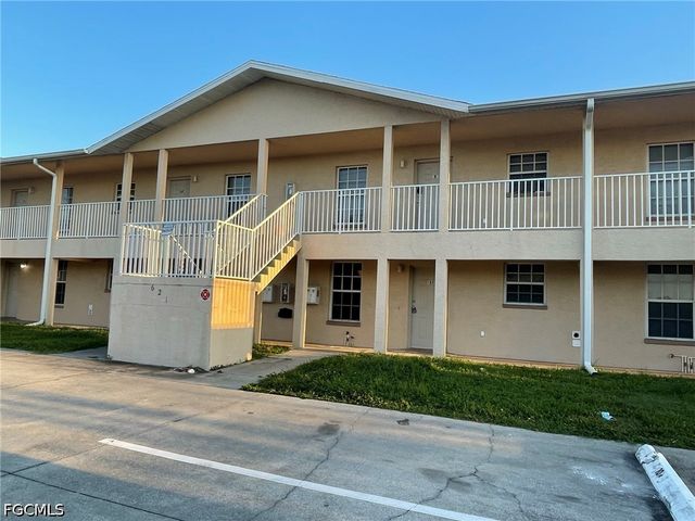 621 SW 47th TER 103, Cape Coral, FL 33914