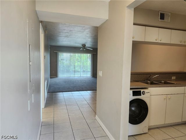 621 SW 47th TER 103, Cape Coral, FL 33914