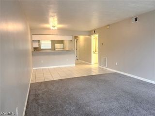 621 SW 47th TER 103, Cape Coral, FL 33914