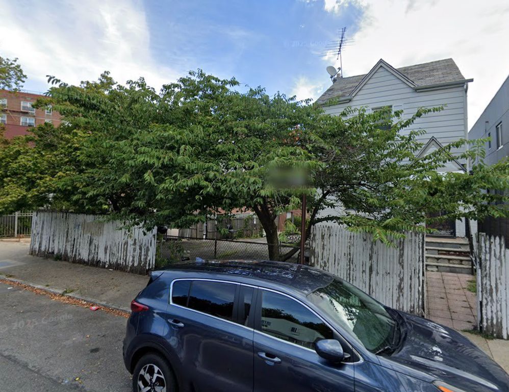 66-23 Selfridge Street, New York City, NY 11375