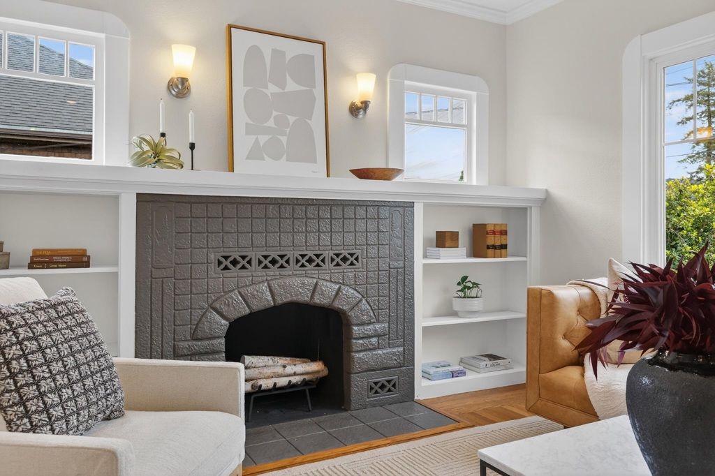 Image 14 of property listing at 3081 3081 23rd Avenue, Oakland, CA 94602