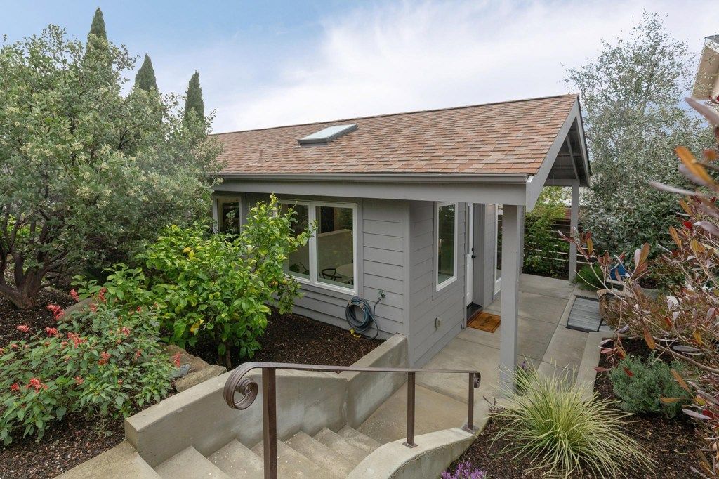 Image 54 of property listing at 3081 3081 23rd Avenue, Oakland, CA 94602