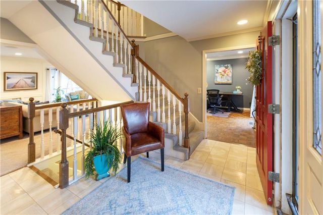 9732 W 115th Street, Overland Park, KS 66210