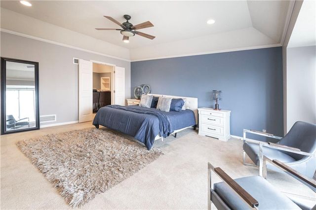 9732 W 115th Street, Overland Park, KS 66210