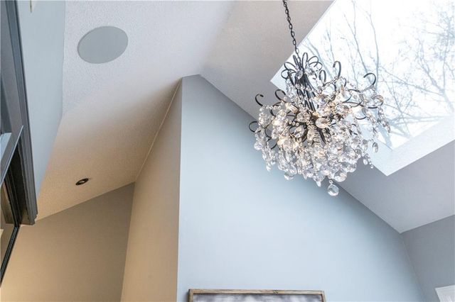 9732 W 115th Street, Overland Park, KS 66210