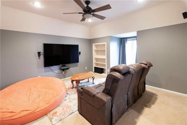 9732 W 115th Street, Overland Park, KS 66210