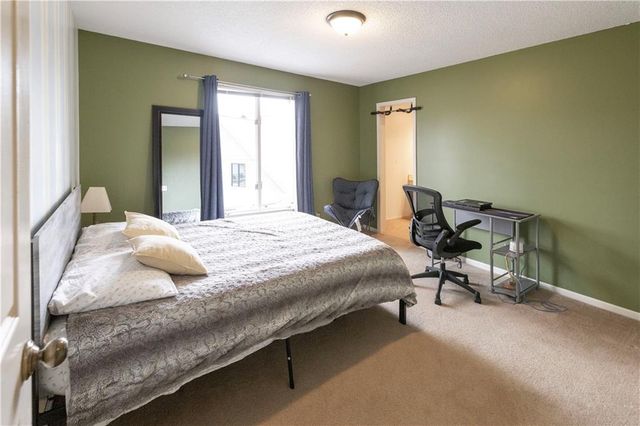 9732 W 115th Street, Overland Park, KS 66210