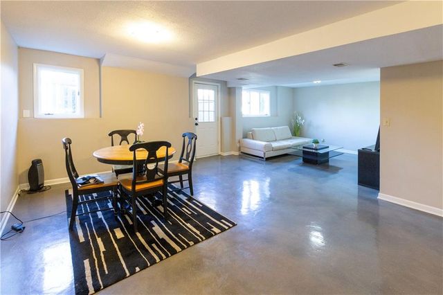 9732 W 115th Street, Overland Park, KS 66210