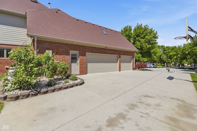1240 Eagle View Court, Greenwood, IN 46143