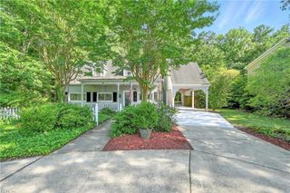 1068 Washington DR, Chesapeake, VA 23322