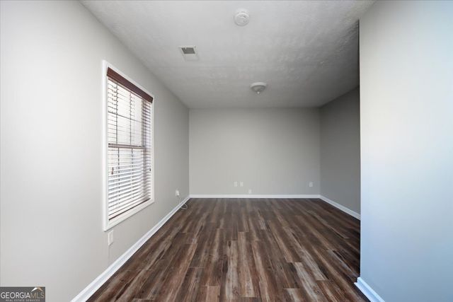 317 Acaro Ct, Ellenwood, GA 30294