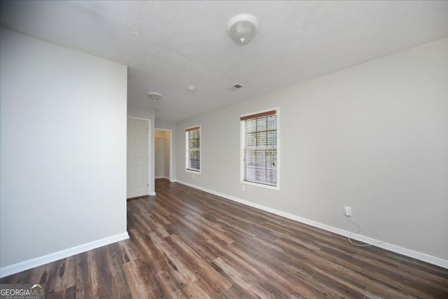 317 Acaro Ct, Ellenwood, GA 30294