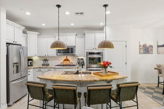14874 W LUNA Circle, Litchfield Park, AZ 85340