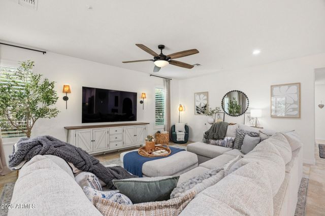 14874 W LUNA Circle, Litchfield Park, AZ 85340