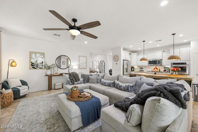 14874 W LUNA Circle, Litchfield Park, AZ 85340