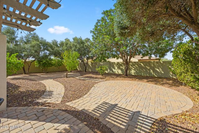 14874 W LUNA Circle, Litchfield Park, AZ 85340