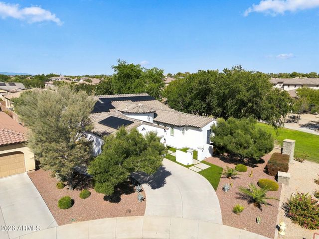 14874 W LUNA Circle, Litchfield Park, AZ 85340