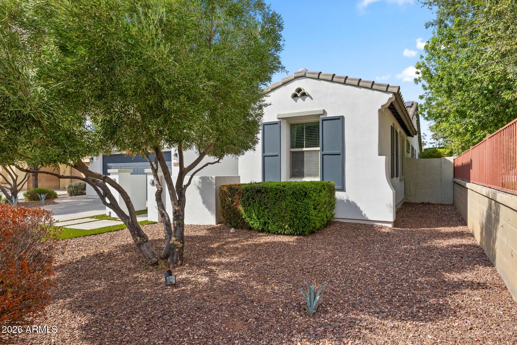 14874 W LUNA Circle, Litchfield Park, AZ 85340 — photo 3