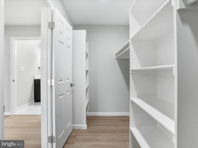 602 W SPRING ST, Woodstock, VA 22664