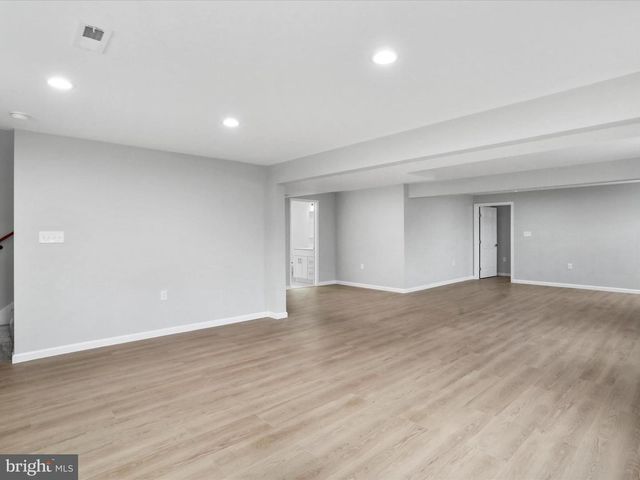 602 W SPRING ST, Woodstock, VA 22664