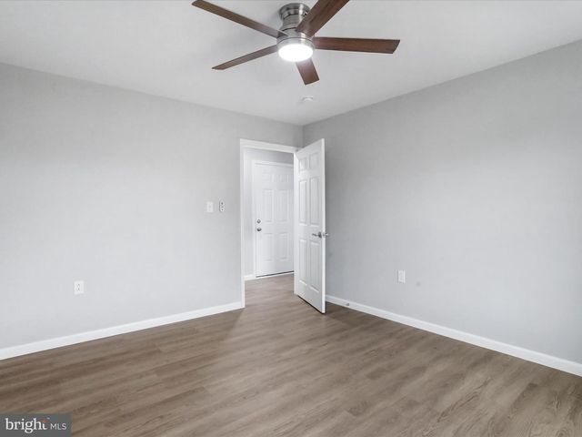 602 W SPRING ST, Woodstock, VA 22664