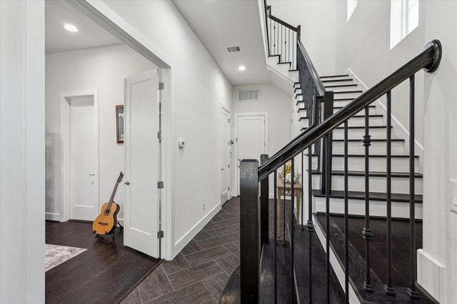 5212 Larkin Street, Houston, TX 77007