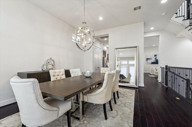 5212 Larkin Street, Houston, TX 77007