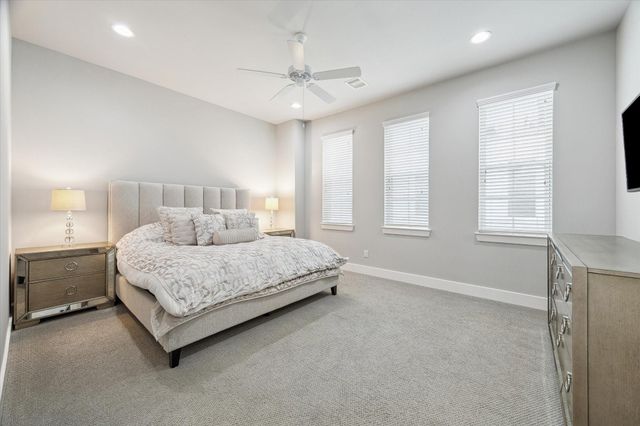 5212 Larkin Street, Houston, TX 77007