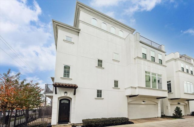 5212 Larkin Street, Houston, TX 77007