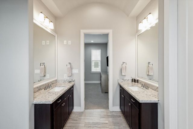 5212 Larkin Street, Houston, TX 77007