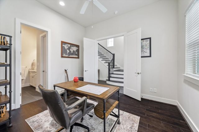 5212 Larkin Street, Houston, TX 77007