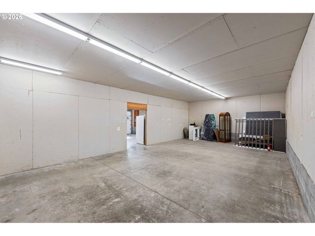 87719 BILL CREEK Ln, Bandon, OR 97411