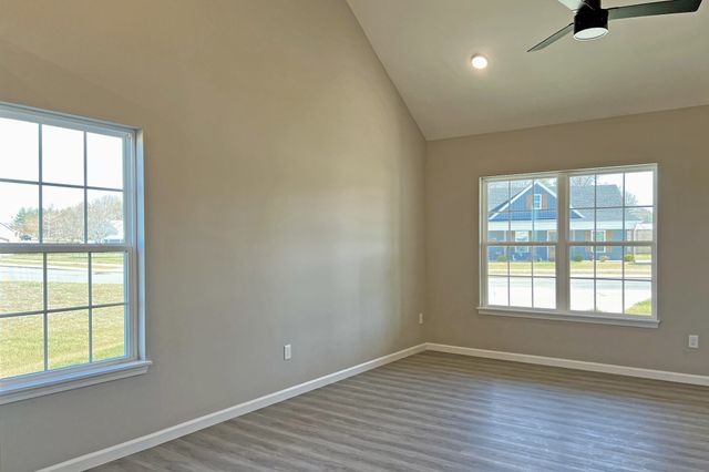 1104 Brook Court, Franklin, KY 42134