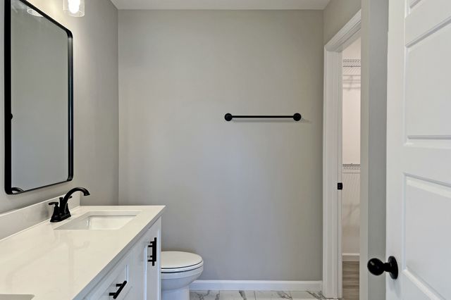 1104 Brook Court, Franklin, KY 42134