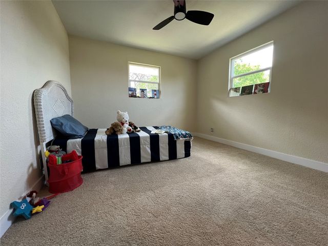 1203 Mountainside Drive, Granbury, TX 76048