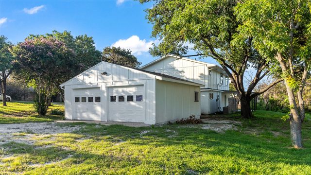 1203 Mountainside Drive, Granbury, TX 76048