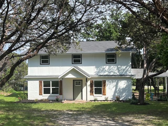 1203 Mountainside Drive, Granbury, TX 76048