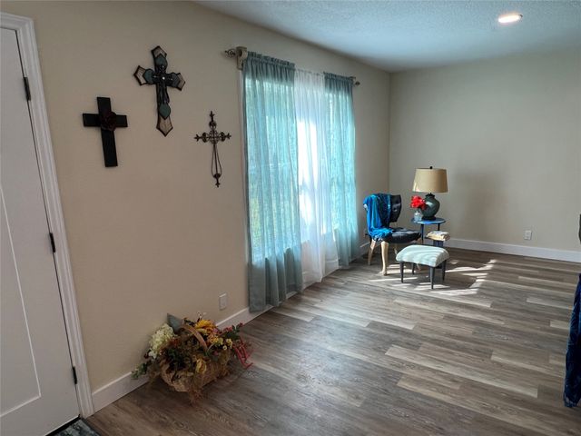1203 Mountainside Drive, Granbury, TX 76048
