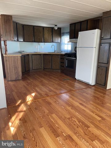 3598 IRIS AVE, Feasterville Trevose, PA 19053