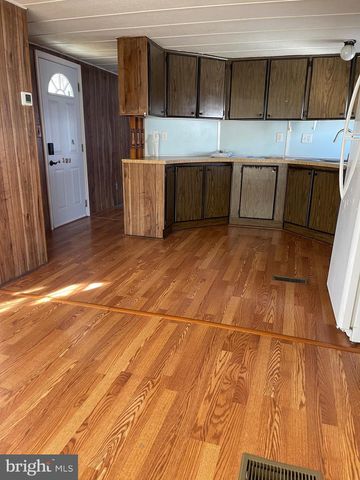 3598 IRIS AVE, Feasterville Trevose, PA 19053