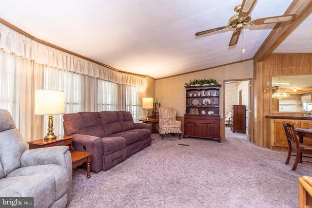 720 CYPRESS CT, North Wales, PA 19454