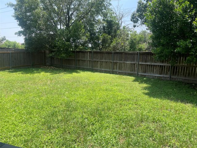120 Clover CV, Kyle, TX 78640
