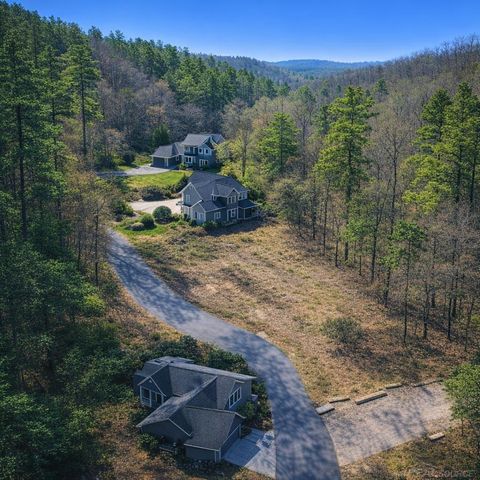 6625 Forest Beach Drive, Laketown Twp, MI 49423